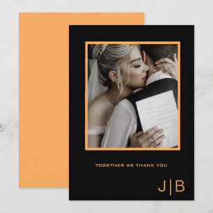 Tarjeta De Agradecimiento Foto minimalista con monograma negro y naranja 