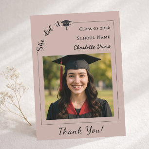 Tarjeta De Agradecimiento Foto moderna mocha beige Graduación Lo logró