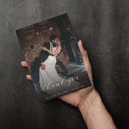 Tarjeta De Agradecimiento Foto oscura desvanecida y elegante monograma negro