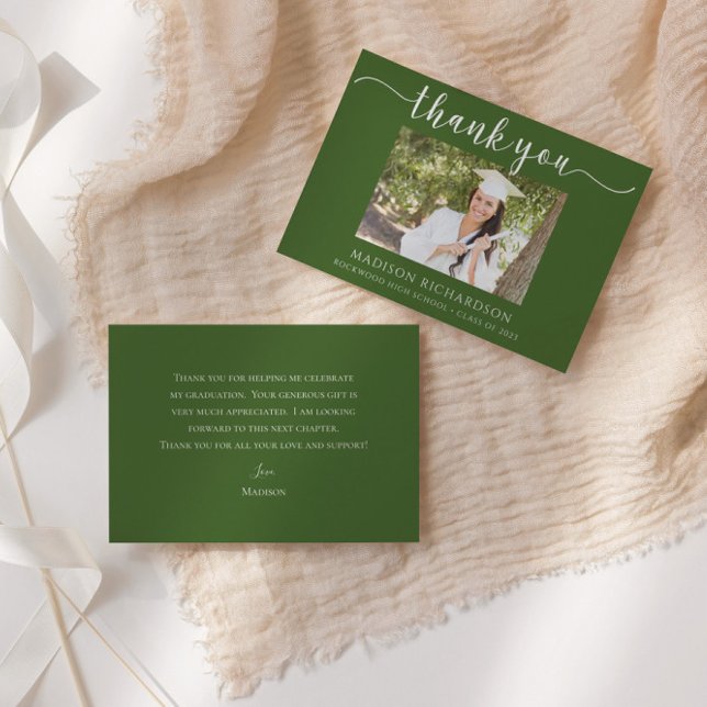 Tarjeta De Agradecimiento Foto simple de graduación en verde y blanco (Subido por el creador)