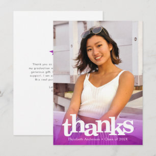 Tarjeta De Agradecimiento Fotografía de graduación púrpura tipografía audaz
