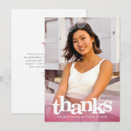 Tarjeta De Agradecimiento Fotografía de graduación rosa con tipografía moder