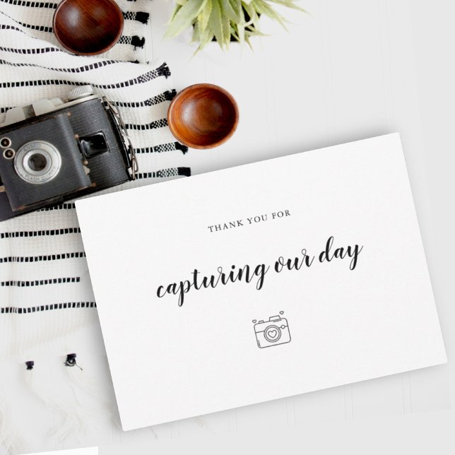 Tarjeta De Agradecimiento Fotógrafo boda captando la cámara de Nuestro Día (Subido por el creador)