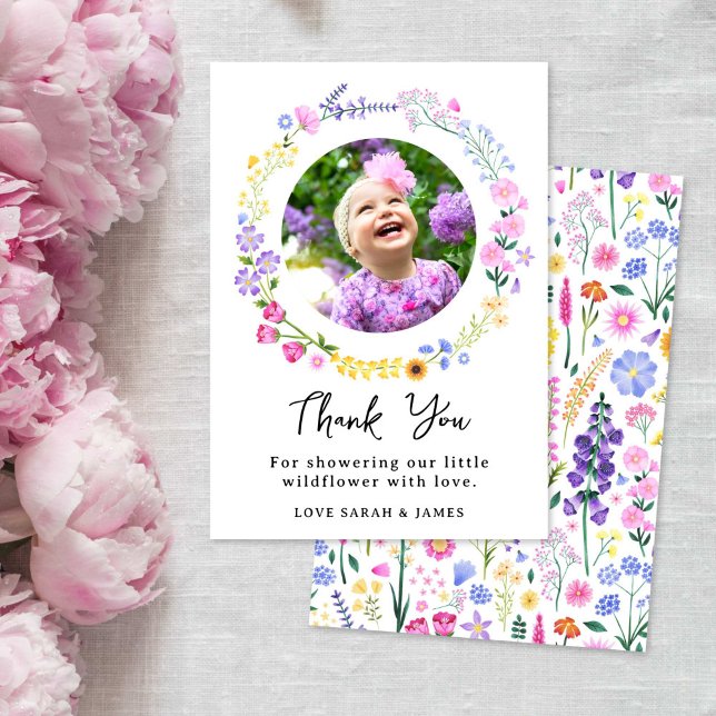 Tarjeta De Agradecimiento Fotos de cumpleaños de Little Wildflower Girls 1st (Little Wildflower Girls 1st Birthday Photo Thank You Card)