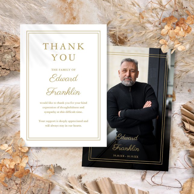 Tarjeta de agradecimiento funeral Elegante Celebra (Elegant Gold Celebration Of Life Funeral Photo Thank You Card)