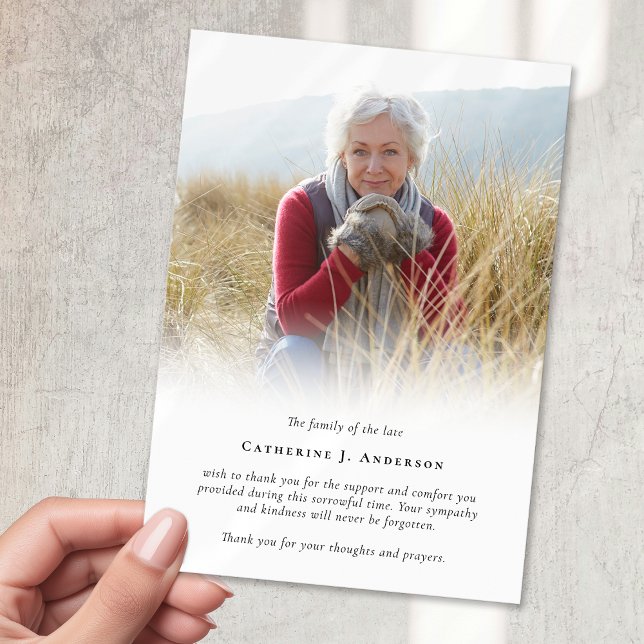 Tarjeta De Agradecimiento Funeral simple de foto (Subido por el creador)