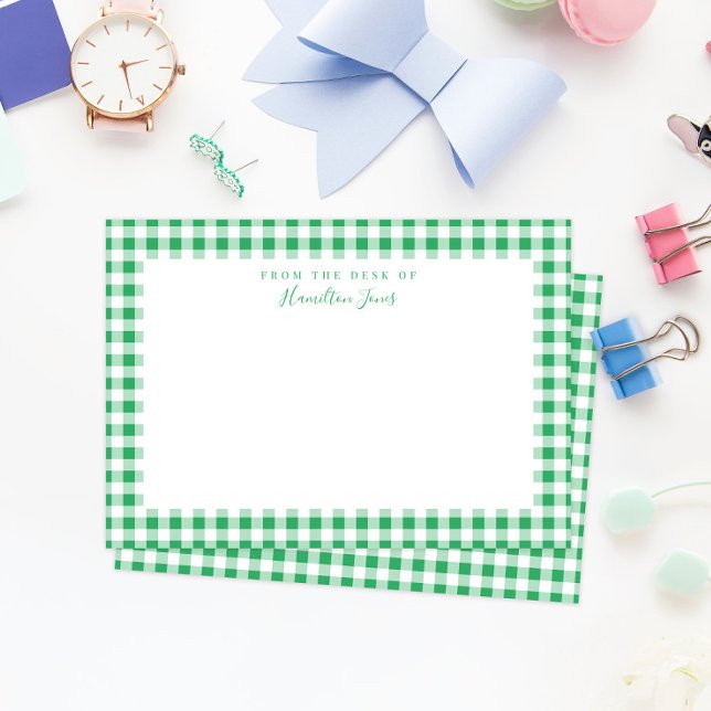 Tarjeta De Agradecimiento Gingham Verde de la Mesa de (preppy Kelly green and white gingham check personalized with their name stationery for kids)