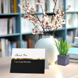 Tarjeta De Agradecimiento Gracias a los negocios con clase<br><div class="desc">Clásicas y sencillas tarjetas de agradecimiento de negocios con un aspecto de gama alta en elegante combinación burdeos, negro y oro. Personalice el mensaje de Gracias en el frente junto con el sentimiento interno. Diseñado para empresas o pequeñas empresas para dar las gracias a sus clientes, ventas o personal de...</div>