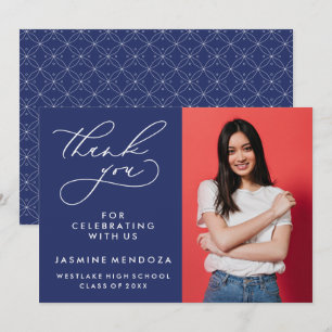 TARJETA DE AGRADECIMIENTO GRADUACIÓN DE CALLIGRAFÍA SIMPLE Y BLANCA GRACIAS