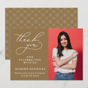 TARJETA DE AGRADECIMIENTO GRADUACIÓN DE CALLIGRAFÍA SIMPLE Y BLANCA GRACIAS