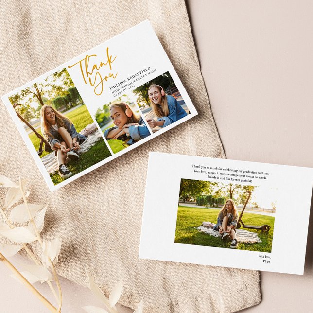 Tarjeta De Agradecimiento Graduación de Collage de fotos de grado 2024 (Graduation 2024 Photo Collage Grad Party Script Thank You Card)