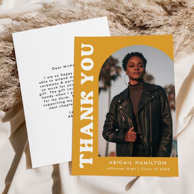 Tarjeta De Agradecimiento Graduación de foto del arco del Naranja amarillo O (Subido por el creador)