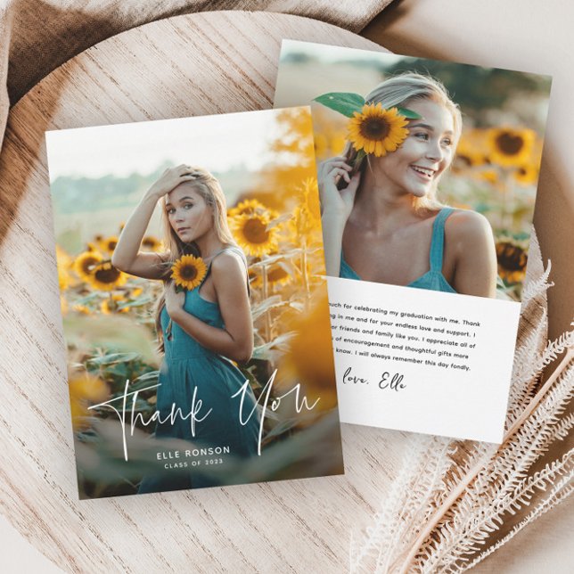 Tarjeta De Agradecimiento Graduación de fotografías de guión moderno 2 (Subido por el creador)