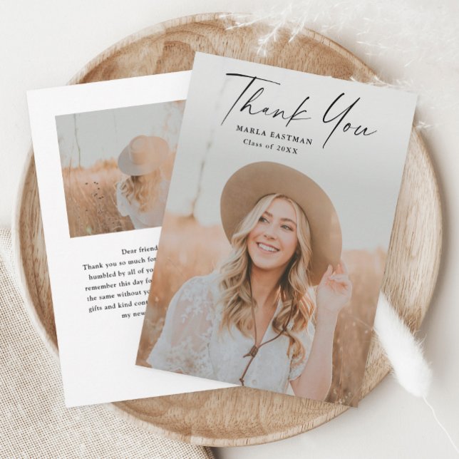 Tarjeta De Agradecimiento Graduación de fotos de graduados de escritura mode (Modern script photo graduation thank you card.
)