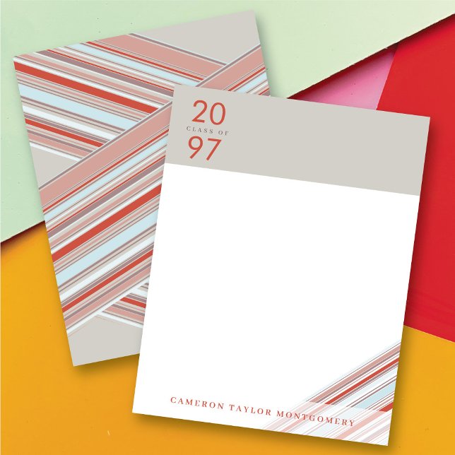 Tarjeta De Agradecimiento Graduación de la cinta roja diagonal de la estampi (Diagonal Red Ribbon Pin Stripes Preppy Modern Graduation Thank You Stationery Note Card @ Zazzle)