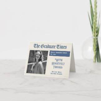 Tarjeta De Agradecimiento Graduación estilo periódico vintage clásico 2026