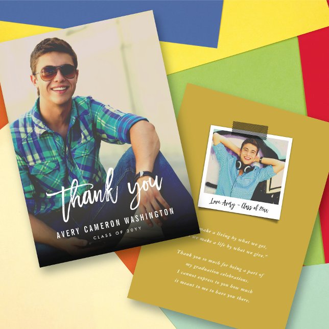 Tarjeta De Agradecimiento Graduación fotográfica de caligrafía de guión de p (White Brush Script Calligraphy Photo Modern Graduation Thank You Card @ zazzle.com/color_therapy)