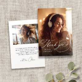 Tarjeta De Agradecimiento Graduación fotográfica simple de caligrafía modern