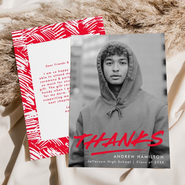 Tarjeta De Agradecimiento Graduación moderna de fotos rojas disecadas (Subido por el creador)