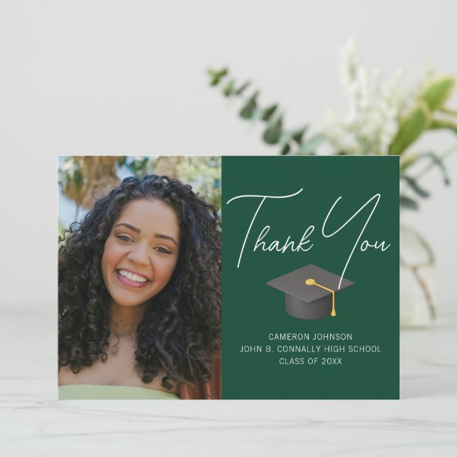 Tarjeta De Agradecimiento Graduación personalizada de foto de graduado verde (Anverso de pie)