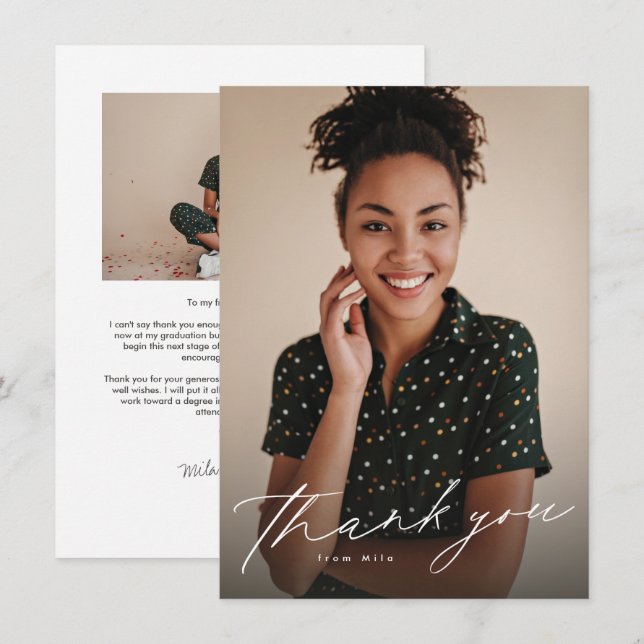 Tarjeta De Agradecimiento Graduación simple de letra elegante con dos fotos (Anverso / Reverso)