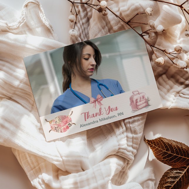 Tarjeta De Agradecimiento Graduado de la escuela de Enfermería acuarela de f (Subido por el creador)