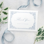 Tarjeta De Agradecimiento Guión elegante del marco vintage azul turbio<br><div class="desc">Elegante diseño de marco ornamental vintage con escritura elegante en color azul polvoriento,  simple y clásico,  grandes tarjetas de agradecimiento para boda clásico moderno,  boda romántica vintage y boda tradicional formal. Ver todas las piezas coincidentes de la colección</div>