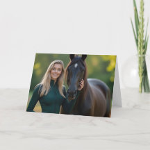 Helena Chevalier con su fiel compañera de caballo