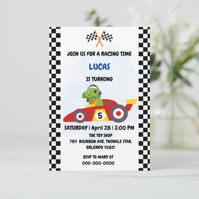 Tarjeta De Agradecimiento Juego de niño de coche de carreras de dinosaurio d (Anverso de pie)