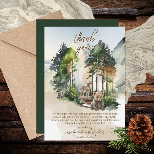Tarjeta De Agradecimiento La aventura rústica de Woodland espera a su joven  (Say "Thank You" in rustic  style with this woodland bear and forest animals boy baby shower design.)