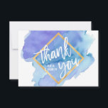 Tarjeta De Agradecimiento La turquesa verde azulada azul de la acuarela<br><div class="desc">La acuarela moderna preciosa LE AGRADECE las tarjetas con el texto en frente. Azul, trullo, turquesa, púrpura, mezcla violeta de colores. Letras de la escritura. Falso marco del efecto metalizado de oro. DETRÁS DE LA TARJETA debe en blanco y la opción añadir su mensaje manuscrito. Perfeccione para cualquier ocasión tal...</div>