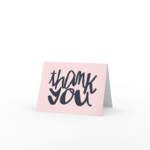 Letras modernas en rosa y azul