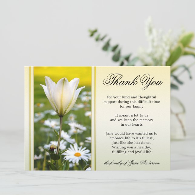 Tarjeta De Agradecimiento Lily Sympathy Memorial Service Gracias Cartas (Anverso de pie)