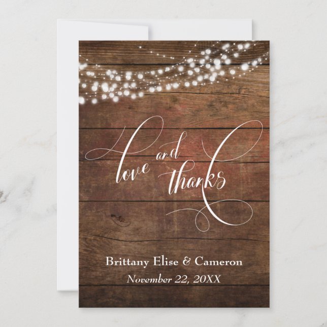 Tarjeta De Agradecimiento Madera marrón rústica con cadenas de luz blanca (Anverso)