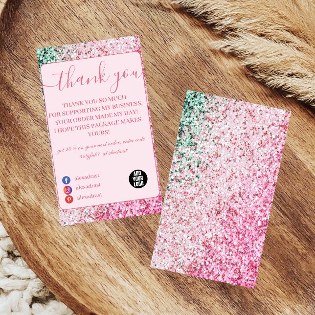 Tarjeta De Agradecimiento Marcas de Lujo Rosa Modernas (Subido por el creador)