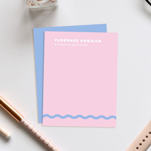 Tarjeta De Agradecimiento Marco Personal Ondulado de Rosa Pálido y Azul Fran (soft shell pink personal stationery note cards with periwinkle blue backer and wavy line detail)