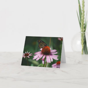 Tarjeta De Agradecimiento Mariposa en la flor de Cono Púrpura