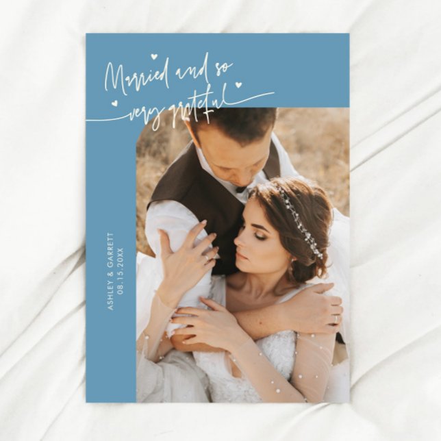Tarjeta De Agradecimiento Married and Grateful Wedding Photo Denim Blue (Subido por el creador)