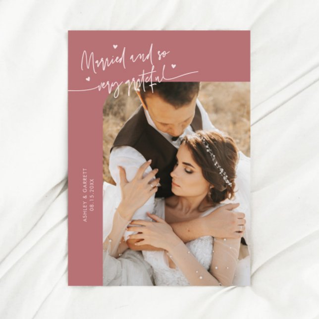 Tarjeta De Agradecimiento Married and Grateful Wedding Photo Pink (Subido por el creador)