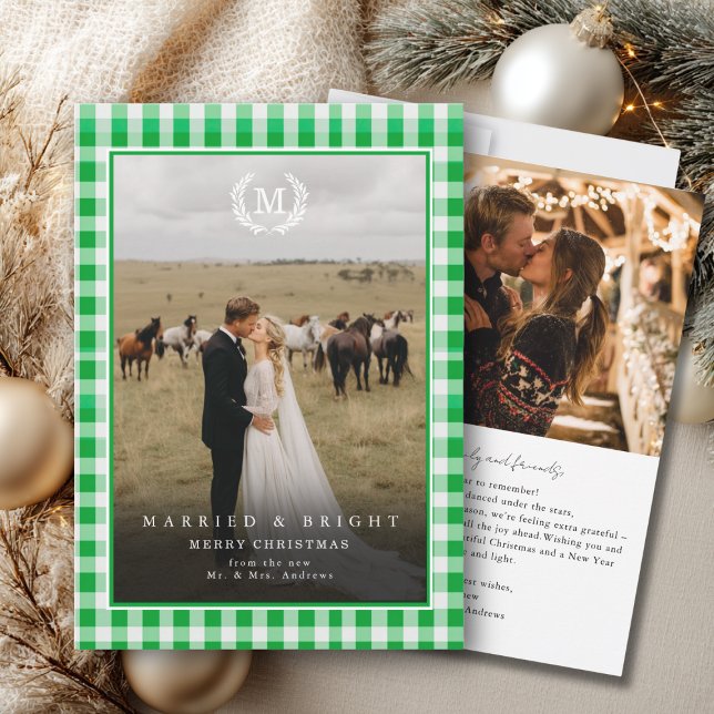 Tarjeta De Agradecimiento "Married & Bright" Gingham Monogram Crest 2 Photo ("Married & Bright" Gingham Monogram Crest 2 Photo Thank You Card)