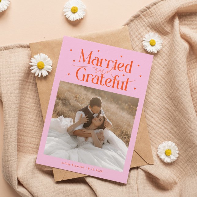 Tarjeta De Agradecimiento Married & Grateful Wedding Photo Orange Pink (Subido por el creador)
