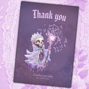 Tarjeta De Agradecimiento Melodías mágicas del lindo esqueleto morado.