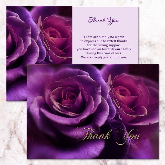 Tarjeta De Agradecimiento Memorial de la solidaridad con los Rosas púrpura (Sympathy Thank You card featuring an elegant purple rose with an optional gold Thank You script text)