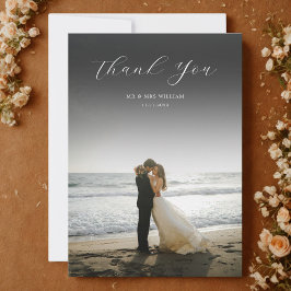 Tarjeta De Agradecimiento Minimalist Simple Script with Wedding Photo