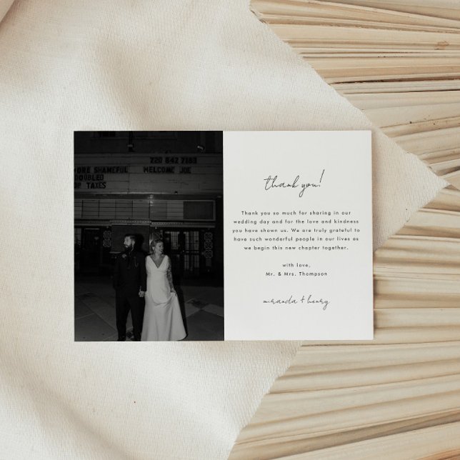 Tarjeta De Agradecimiento Minimalistic Black & White Script Wedding Photo (Subido por el creador)