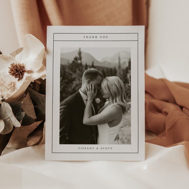 Tarjeta De Agradecimiento Minimalistic Black & White Wedding Photo Script (Subido por el creador)