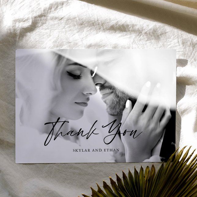 Tarjeta De Agradecimiento Mínimo moderno foto en blanco y negro Gracias (Minimal Modern Black & White Photo Thank You)