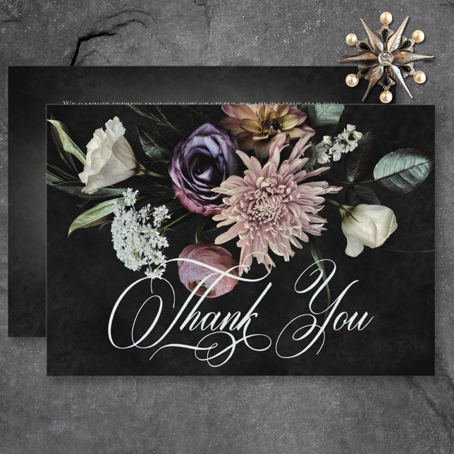 Tarjeta De Agradecimiento Misterioso gótico oscuro Boda floral silencioso (Dark Gothic Mysterious Muted Floral Wedding Thank You Card)