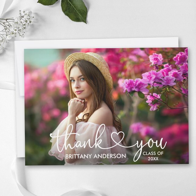 Tarjeta De Agradecimiento Moderna caligrafía Script Graduación de fotografía (Customize to add text to back of card.)