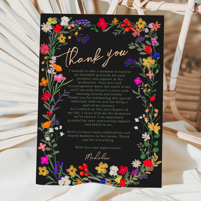 Tarjeta De Agradecimiento Moderna moda boho brillante flores silvestres grad (Modern chic boho bright wild flowers graduation thank you card black)